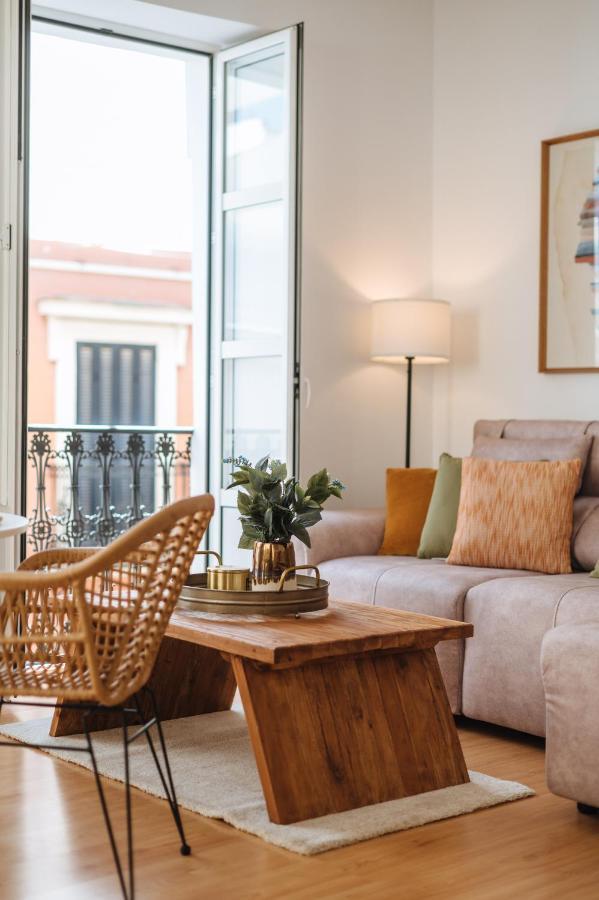 Hostly Rivero 2a Center Loft-fibre-communal Terrace-parking Optional-cless Appartement *